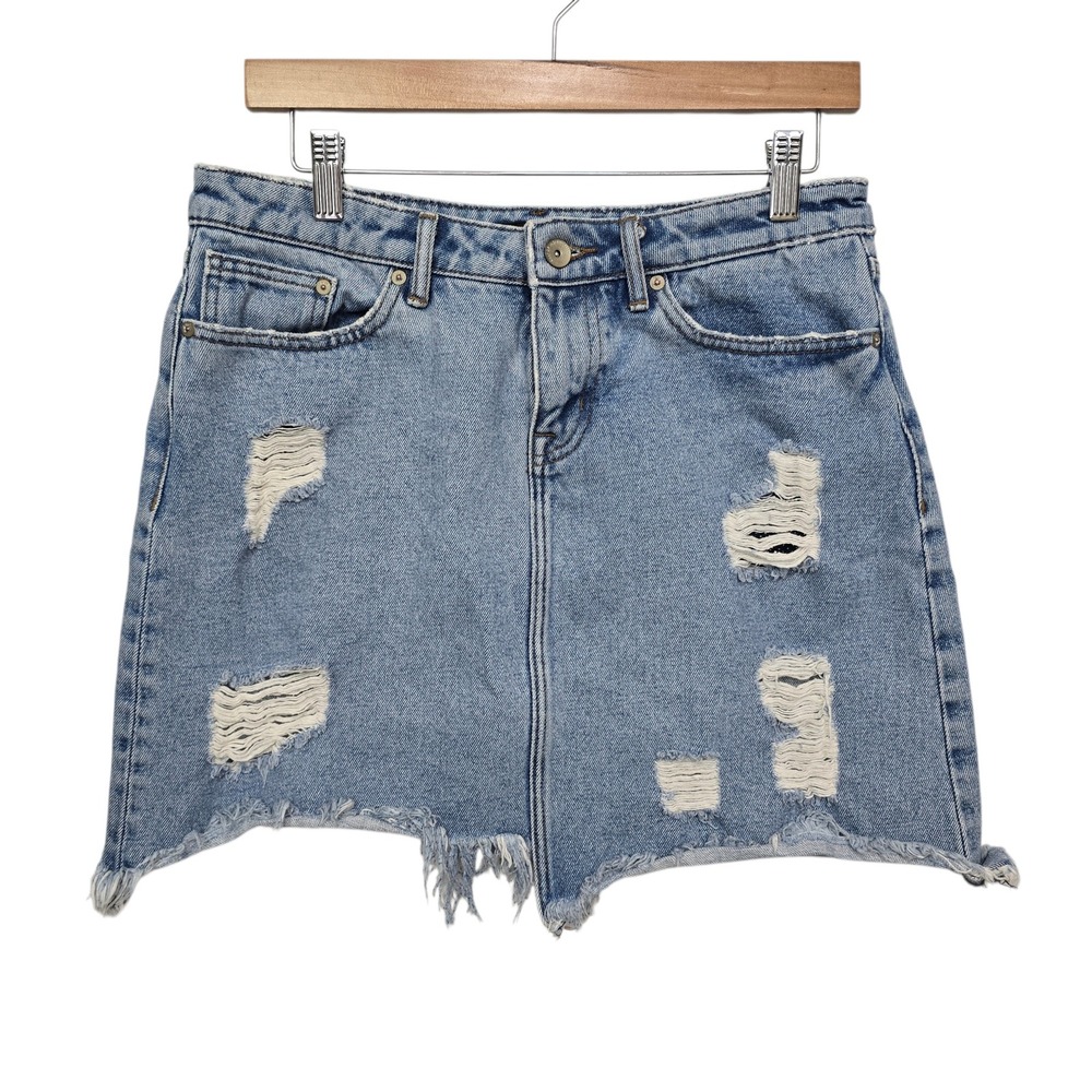 Cult of Individuality Distressed Denim Crop Skirt Light Wash Size 28 78A3-SK21A